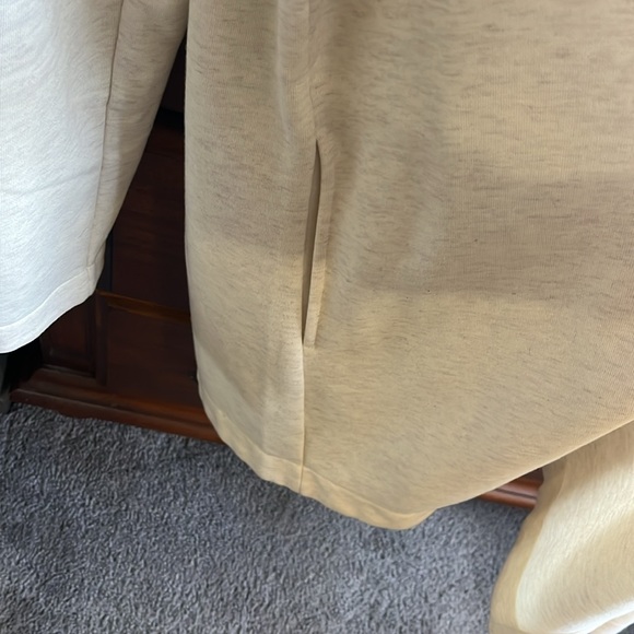 Brand New Ugg Cardigan - Picture 4 of 4